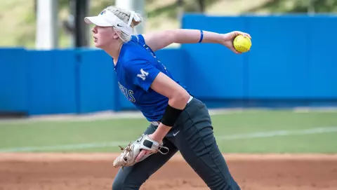 Karli Perque vs. Furman