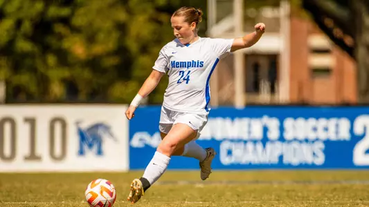 Midfielder Haylee Spray (24) during the Memphis vs. ECU Womenâ??s Soccer game on 10092022.