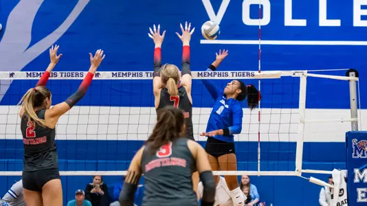 Outside Hitter Gigi Crescenzo (9) during the Memphis vs. SMU volleyball match on 10262022.