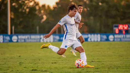 Forward Gabriel Christensen (7) during the Memphis vs. Central Arkansas Menâ??s Soccer game on 09202022.