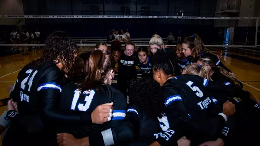 Team during the Memphis vs. Queens volleyball match on 09092022.