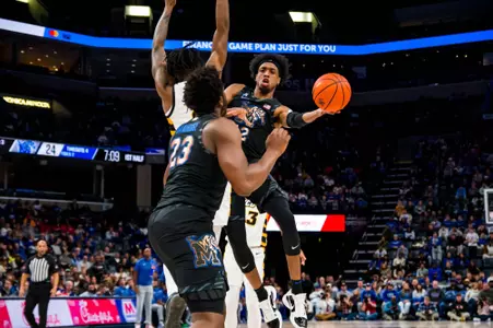 DeAndre Williams passing against VCU