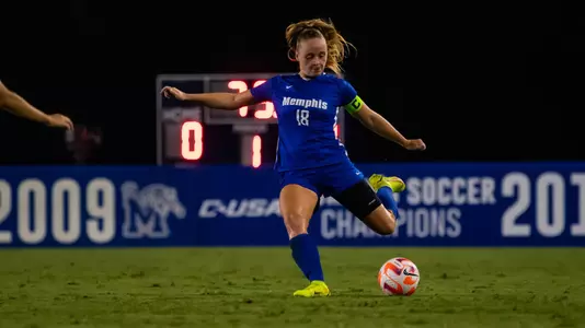 Defender Kimberly Smit (18) during the Memphis vs. Florida Atlantic University Womenâ??s Soccer game on 09082022.
