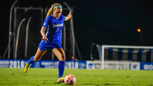 Midfielder Saorla Miller (11) during the Memphis vs. Florida Atlantic University Womenâ??s Soccer game on 09082022.