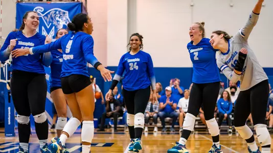 Team during the Memphis vs. UCF volleyball match on 09232022.