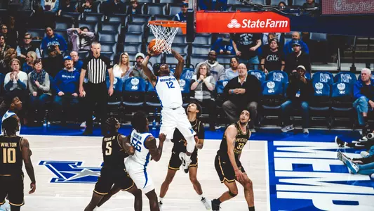 DeAndre dunk vs. WSU