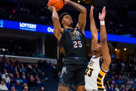 Guard Jayden Hardaway (25) during the Memphis vs. VCU Men’s Basketball game on 11202022.