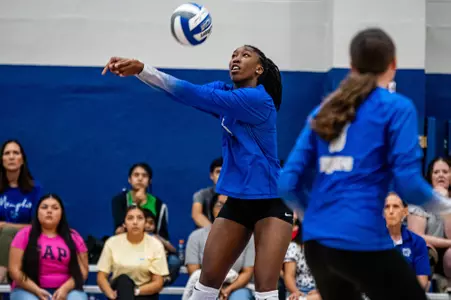 Outside Hitter Hannah Jones (6) during the Memphis vs. Miami Ohio volleyball match on 08262023.