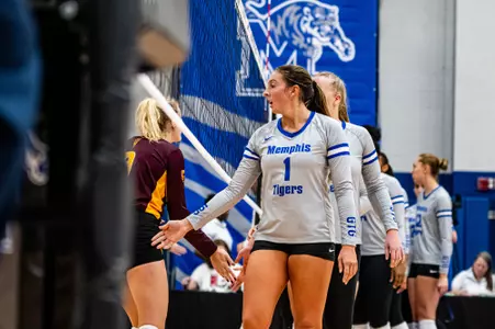 Setter Loren Robertson (1) during the Memphis vs. Arizona State volleyball match on 09142023.