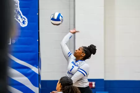 Outside Hitter Madison Rice-Locket (7) during the Memphis vs. Arizona State volleyball match on 09142023.