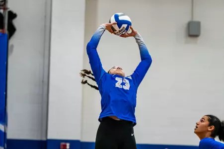 Setter Catalina Martinez (23) during the Memphis vs. USF volleyball match on 09232023.