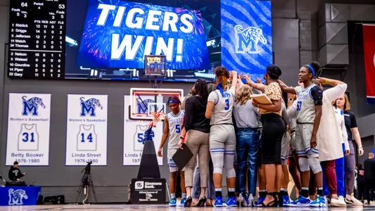 WBB_Win_Temple