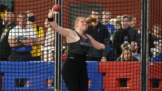 Samantha Lenton shot put