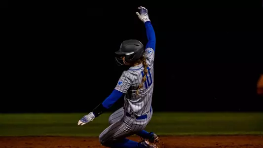 Kendall Lee Sliding '23