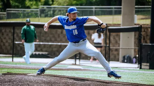 Seth Garner at Charlotte by Brock Busick