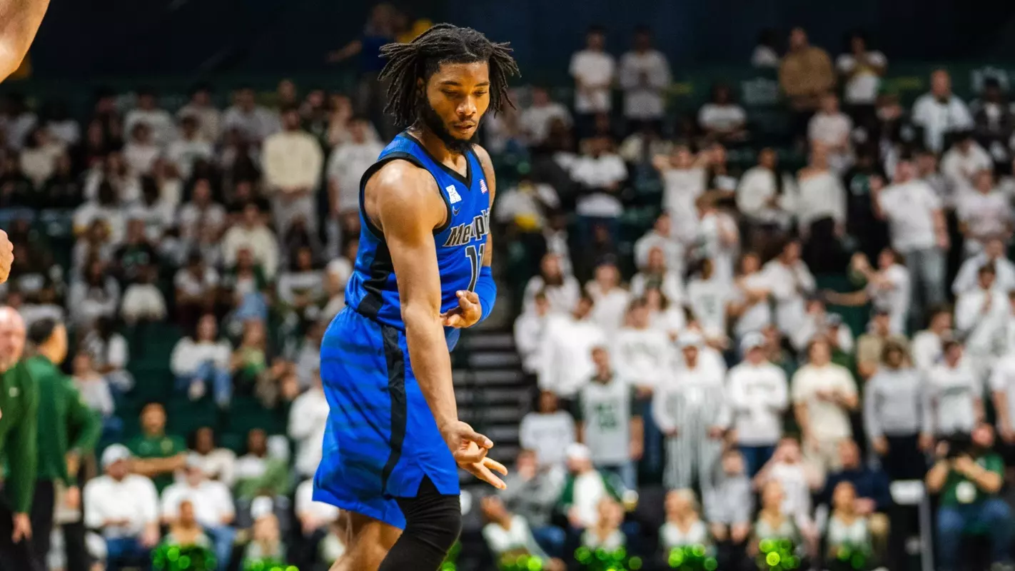 Tyrese Hunter celebration at Charlotte