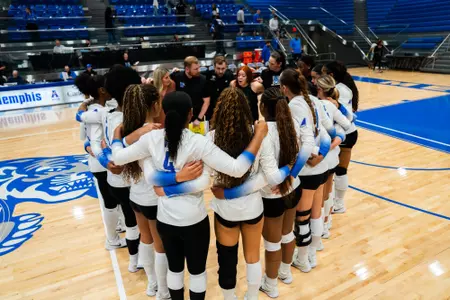 VB vs Tulsa Huddle