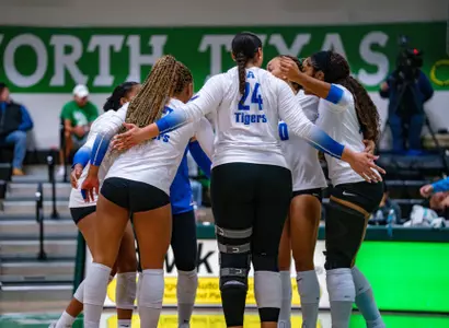 VB Huddle at UNT