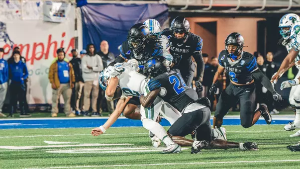 FB Defense vs. Tulane 11-7-25