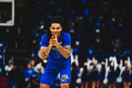 Dug McDaniel clapping