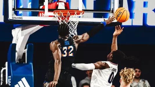 Moussa Cisse block at FAU