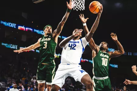 Dain Dainja layup vs UAB AAC