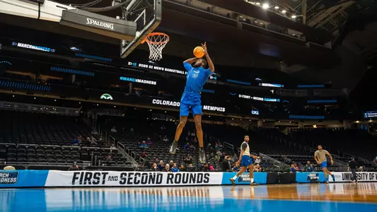 MOUSS CISSE DUNKING NCAA TOURNEY PRACTICE