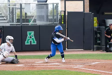 Ariel Davis