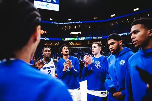 Team Huddle vs North Texas