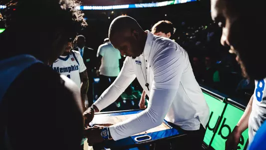 Penny Hardaway pregame