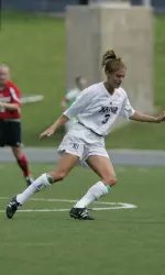 Senior Shawn Reynolds and the Musketeers fell to Dayton on Sunday.