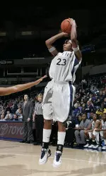 Michele Miller dished-out a team-high four assists vs. the Dukes.