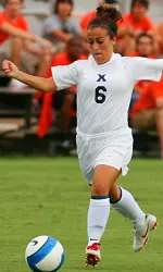 Sophomore Lauren Nutini battled on defense.