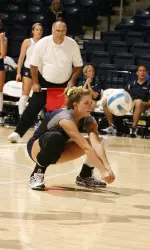 Sophomore Claire Paszkiewicz recorded a career-high 25 digs in XU's 3-2 win over Temple