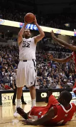 Frease continues to be a strong presence in the paint as he tallies four blocks.