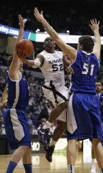 Holloway is No. 16 in Xavier scoring history with 1,527 career points