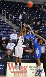 Sophomore Shatyra Hawkes had six points, four assists, three rebounds and a steal in the win for the Musketeers