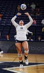 Aubree Smith handed out 96 total assists in Xavier's two matches this weekend.