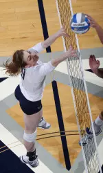 Kelsey Dunaway helped Xavier register 62 kills.