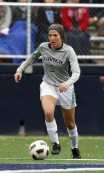 Junior Megan Dalton scored late in the second period to give the Musketeers the 2-0 lead.