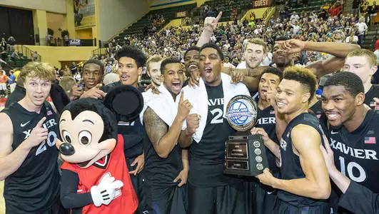 AdvoCare Championship Trophy team photo
