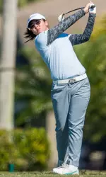 Hanna Lee moved up seven spots into a tie for 26th to lead the Musketeers on day two.