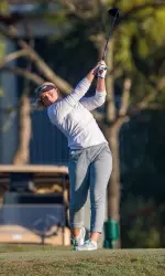Grace Howie moved up 27 spots to finish in a tie for 37 after shooting a 74 (+2).