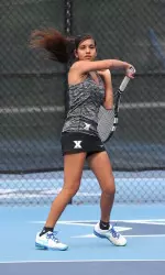 Freshman Amina Ismail won her match at No. 1 singles against Hannah Luljekvist, 6-1, 4-6, 3-0.