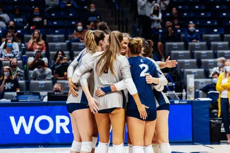 2021 Volleyball Huddle
