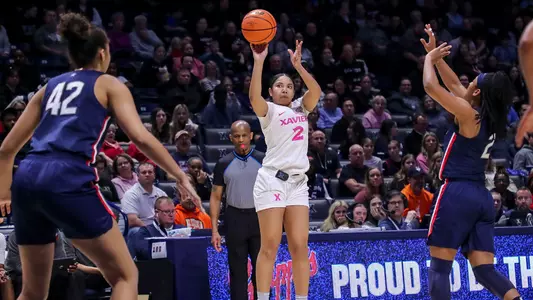 Aizhanique Mayo vs UConn
