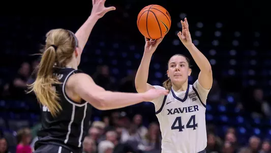 Daniela López vs Providence