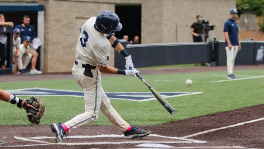 Luke Hammond vs. St. John's