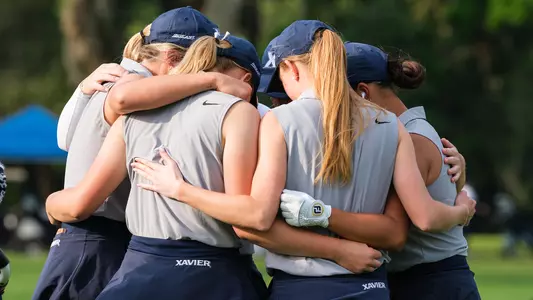 2023 Women's Golf - Huddle
