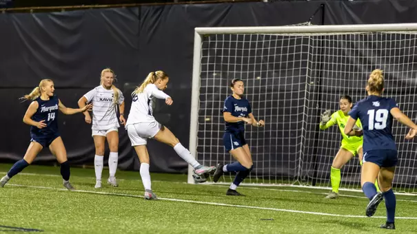 Elin Hansson vs Marquette